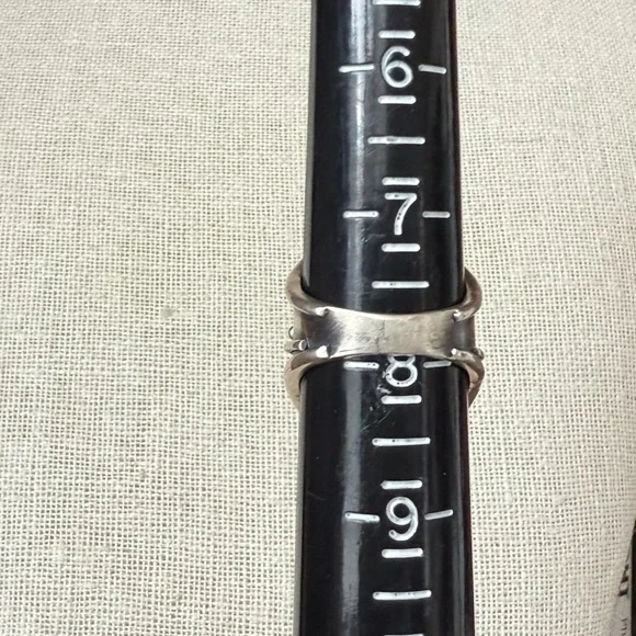 Acid Queen Jewelry Amplifier Ring, Size 8 US - Picture 8 of 9